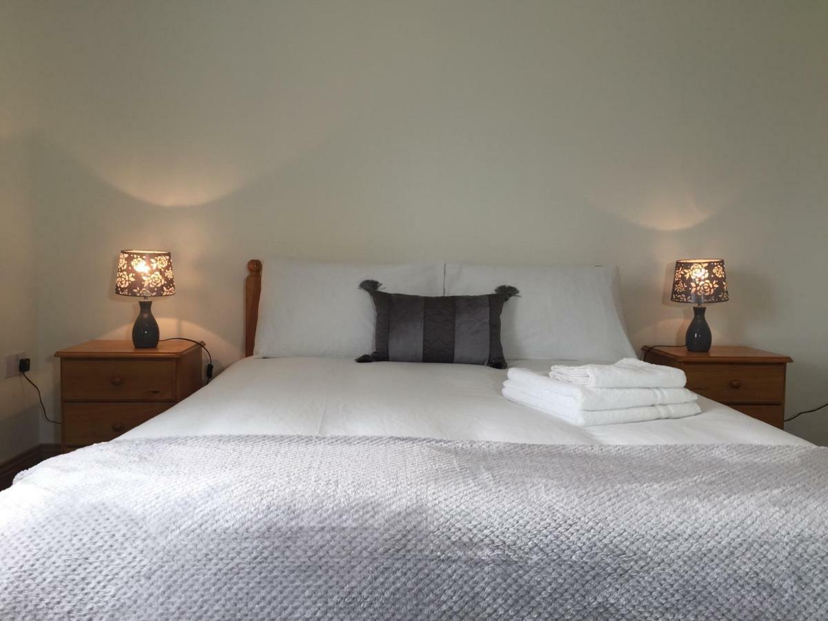 Hotel Marty'S Halfway House Westport Esterno foto